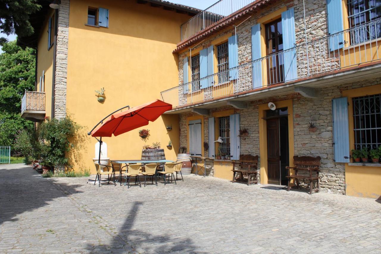 Agriturismo La Rovere Cossano Belbo Eksteriør billede